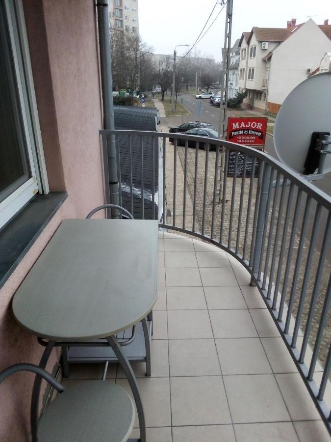 Major Street Apartman Lejlighed Hajdúszoboszló Eksteriør billede